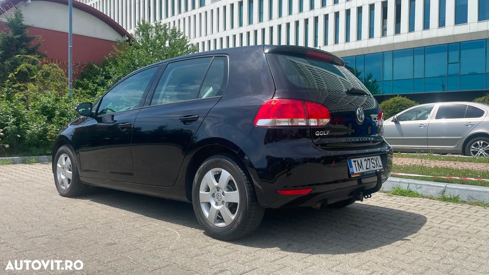 Volkswagen Golf - 5