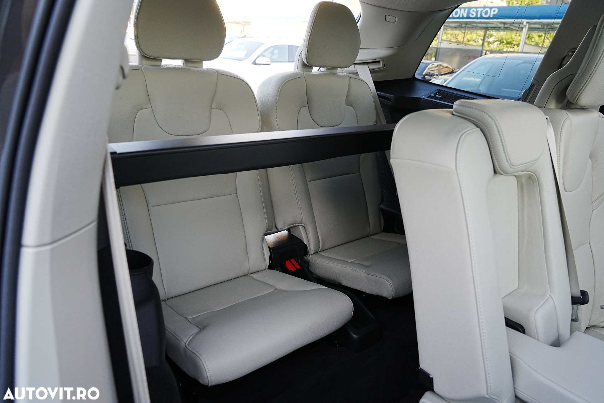 Volvo XC 90 T8 eAWD R-Design - 29