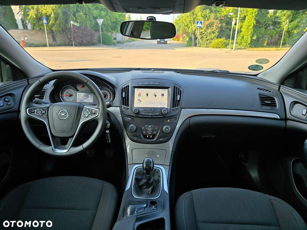 Opel Insignia - 27