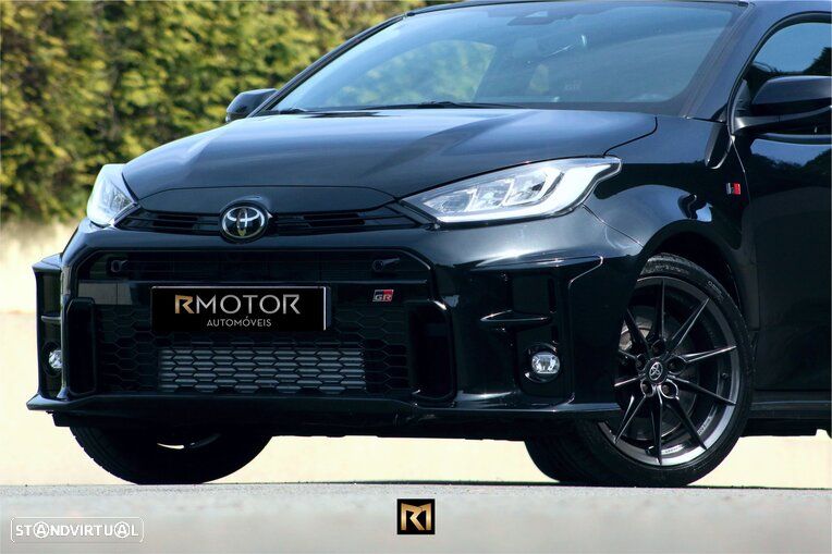 Toyota GR Yaris WRC Triple Edition - 2