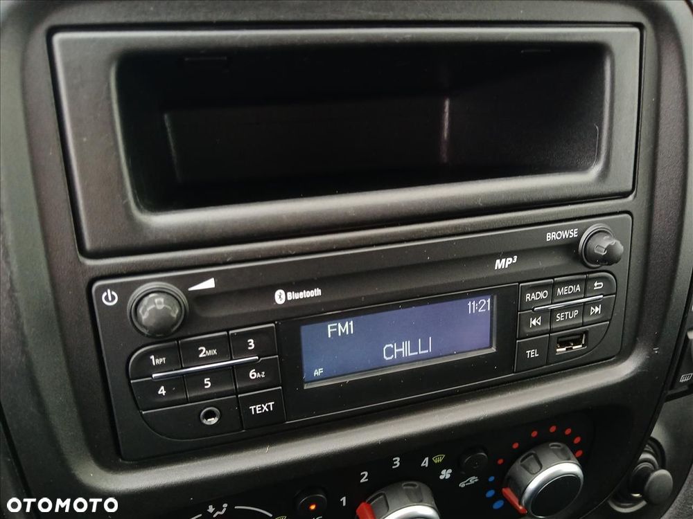 Renault trafic - 12