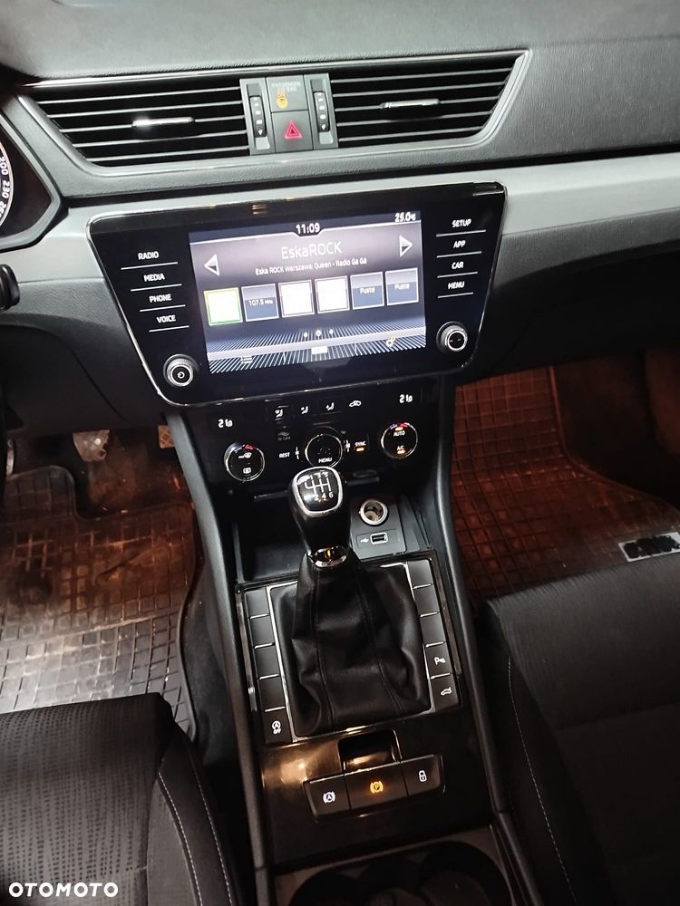 Skoda Superb 1.6 TDI Ambition - 35