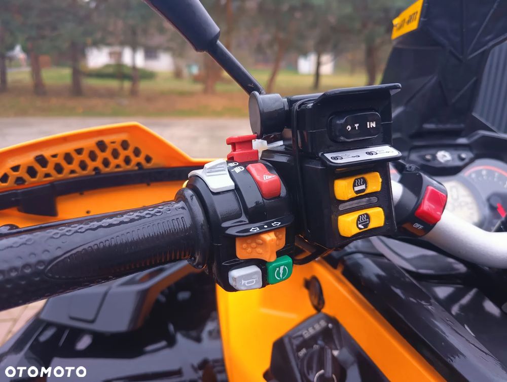 Can-Am Outlander Max - 9