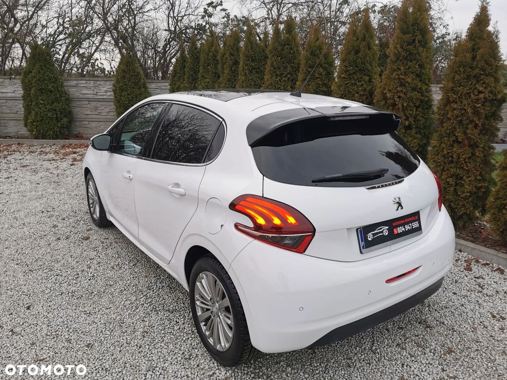 Peugeot 208 Blue-HDi 100 Stop&Start Style - 31