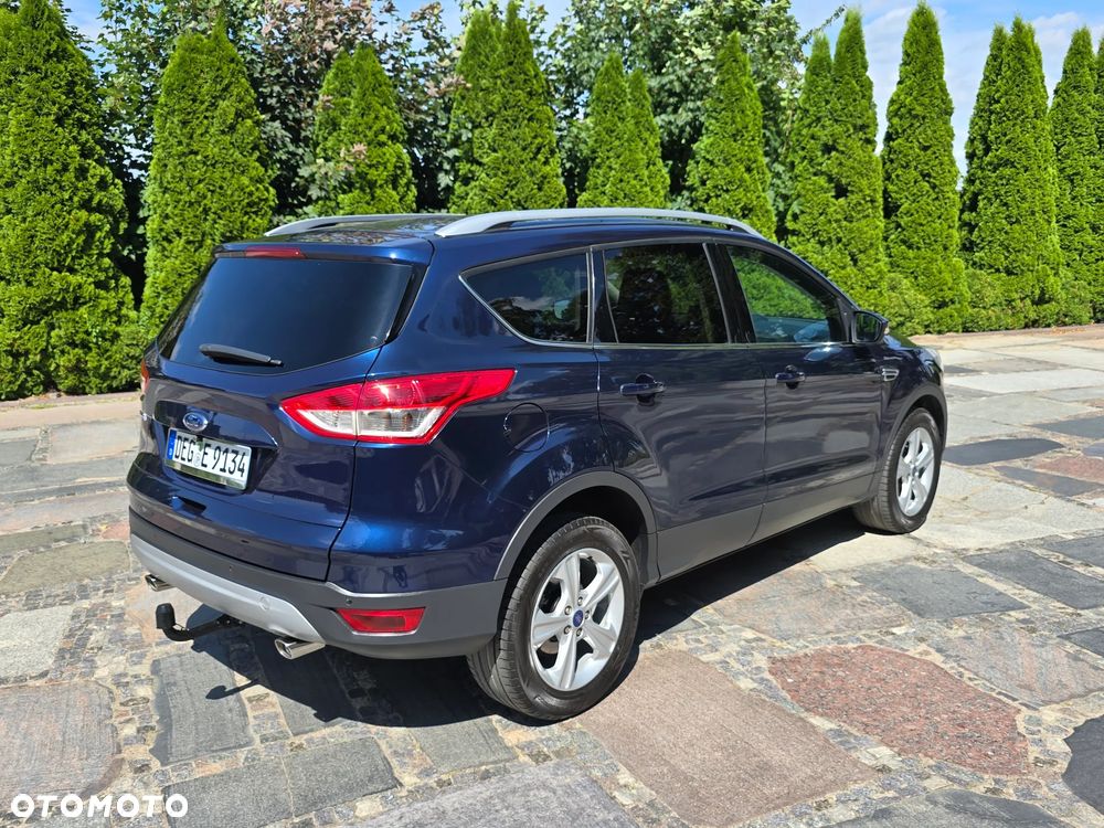 Ford Kuga 1.6 EcoBoost 2x4 Titanium - 28
