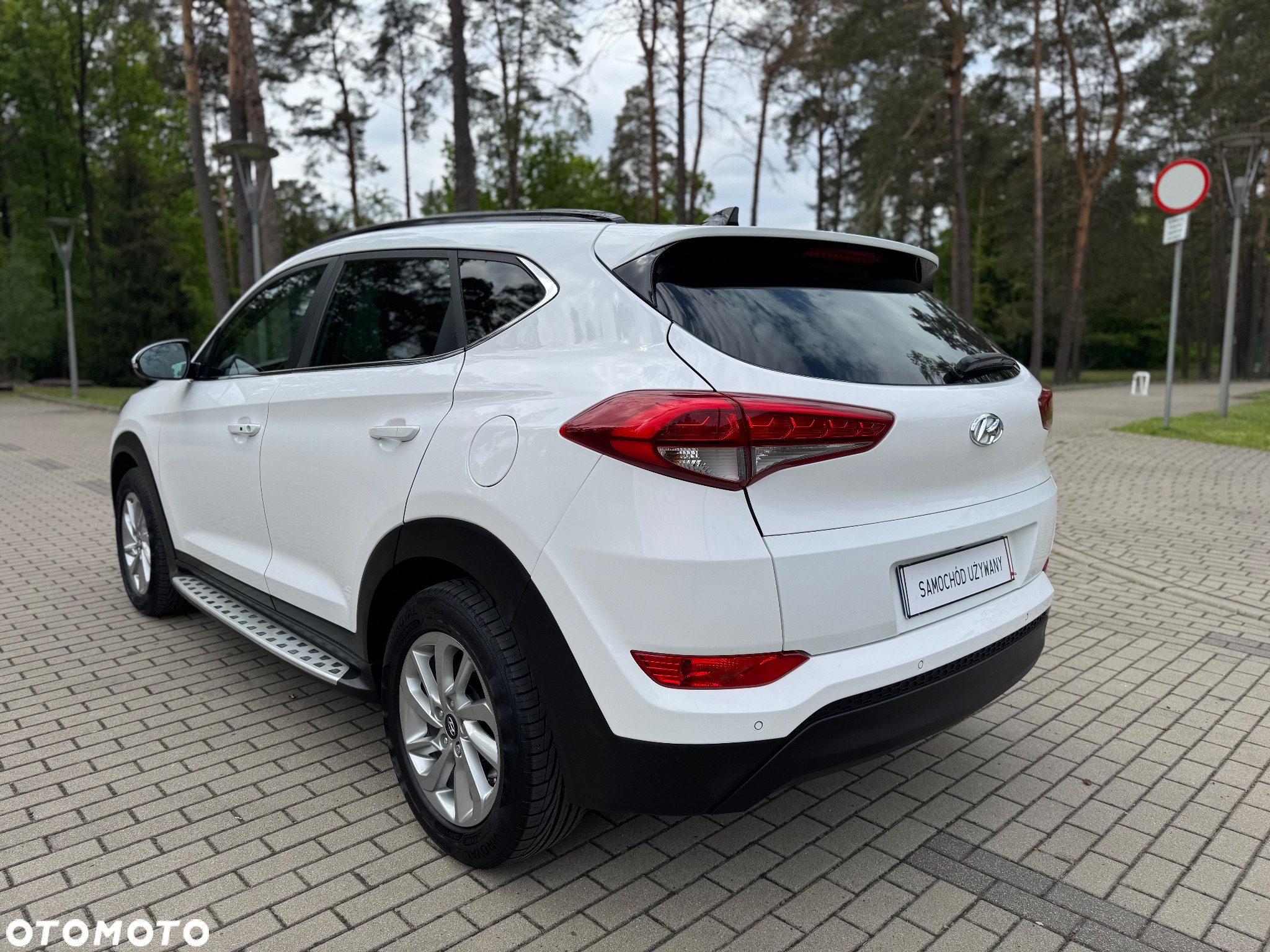 Hyundai Tucson 1.7 CRDI BlueDrive Style 2WD - 8