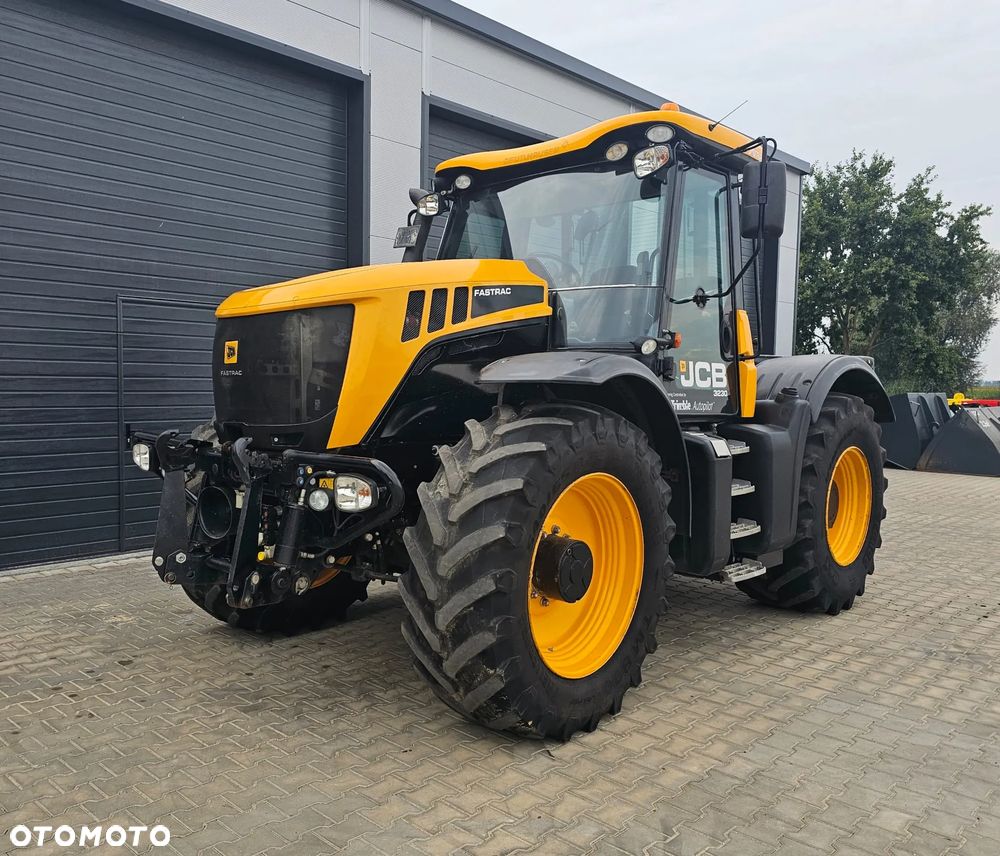 JCB FASTRAC 3230 XTRA - 7