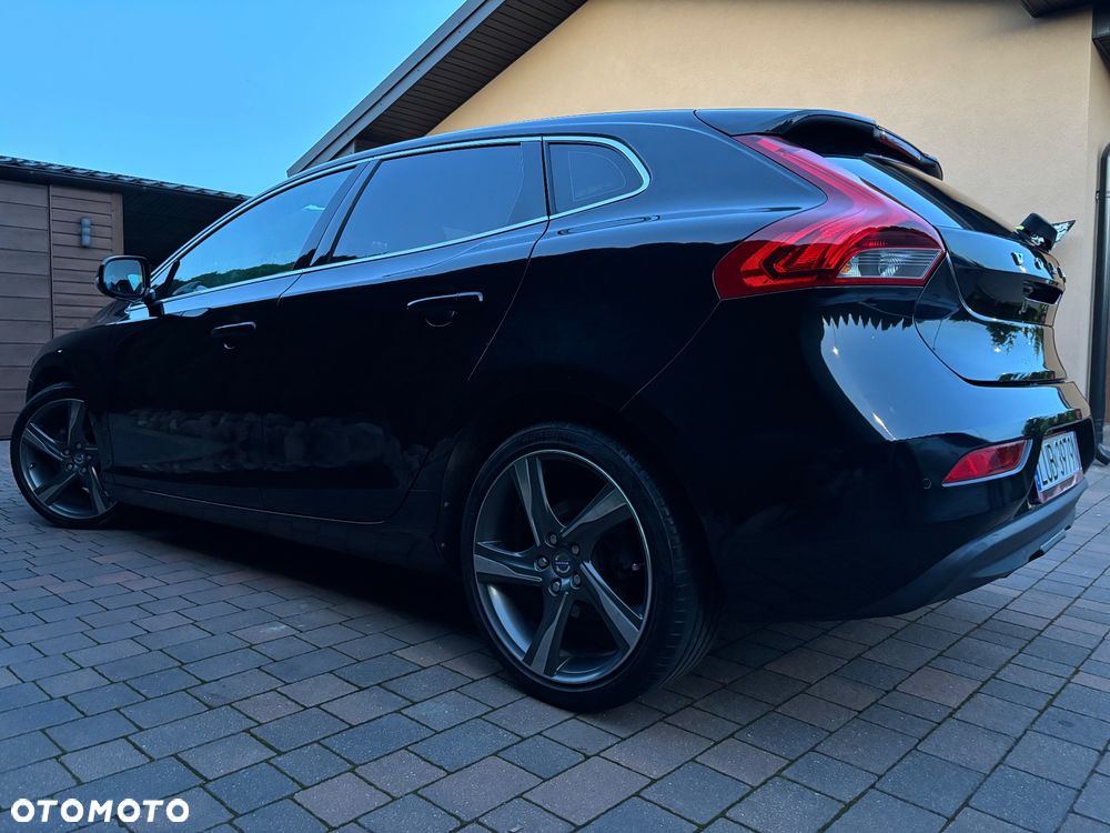 Volvo V40 D2 Summum - 17