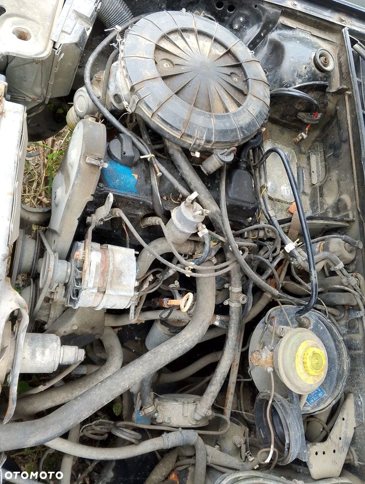 Audi 80 B3 (86-96r.) 1.6 B 75KM. Silnik PP Skrzynia CAA lakier LY9Z. Cały na części. GWARANCJA !!!  Przód Tył Zestaw Komplet Drzwi Klapa Zderzak Błotnik Maska Grill Atrapa Szyba Pas Lampa Lusterko Boczki Fotel Kanapa Kokpit Deska Rozdzielcza Przełącznik Włącznik Sterownik Przewody Wiązka Instalacja Moduł Komputer Czujnik Listwa Pompa Alternator Wtryski Głowica Rozrusznik Kompresor Sprzęgło Dwumas Silnik Skrzynia ABS Klimatyzacji Paliwa Wspomagania Kolektor Turbina Przepustnica Zawór Chłodnica Koło Hak Belka Sanki Zawieszenie Mcpherson Półoś Amortyzator Wydech Tłumik Zacisk Most - 7