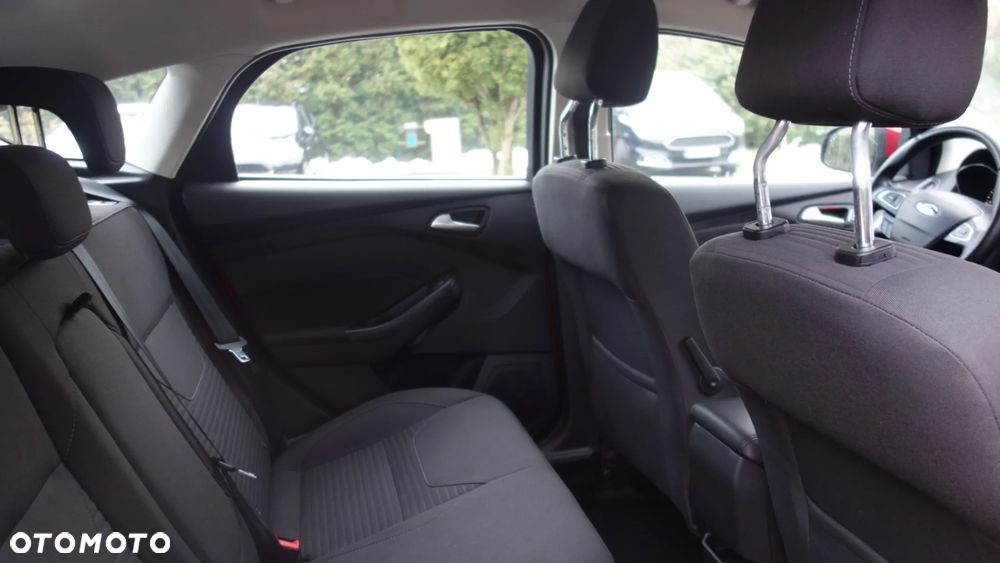 Ford Focus 1.5 EcoBoost Titanium ASS - 24