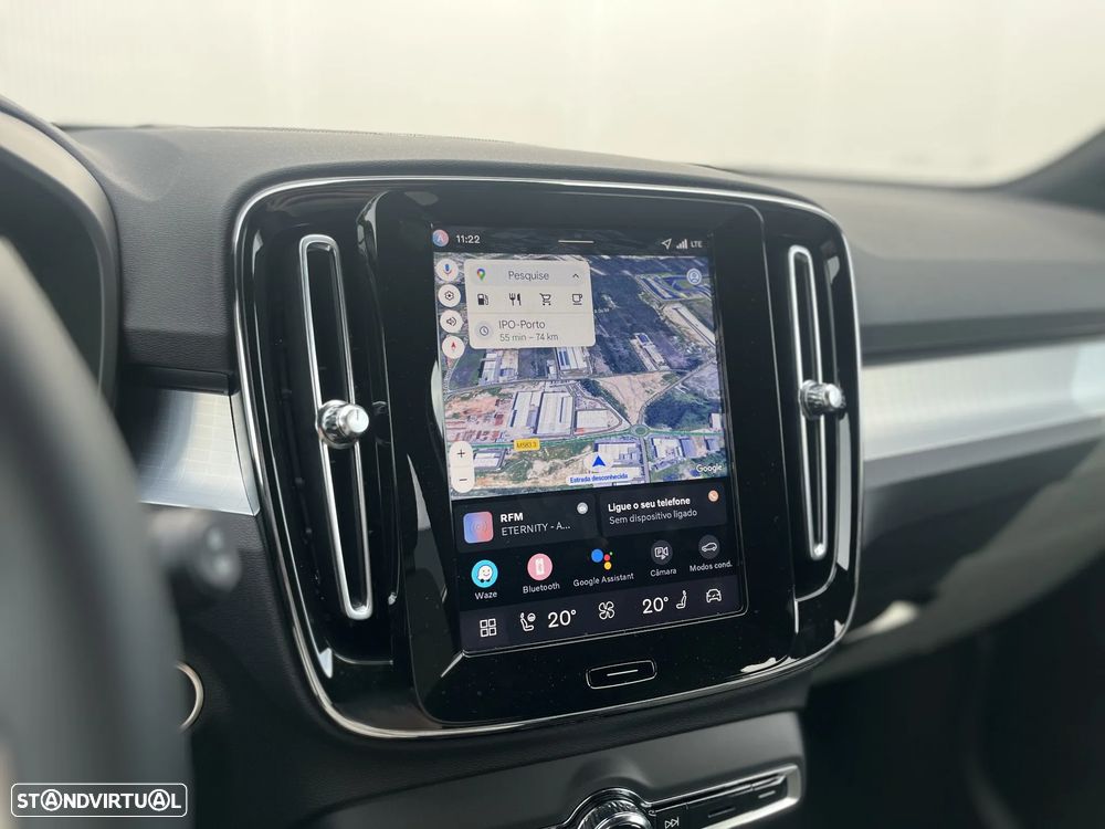 Volvo XC 40 2.0 B3 Black Edition - 29