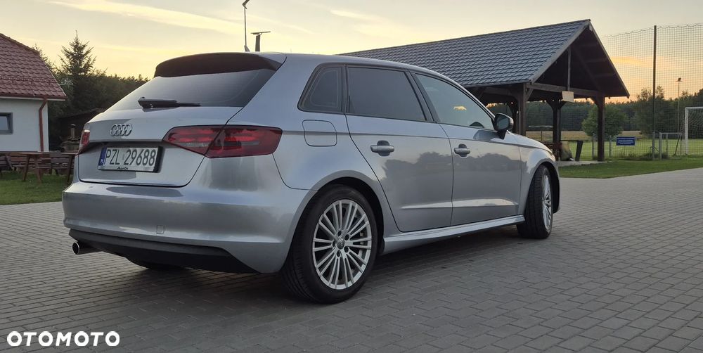 Audi A3 Sportback 1.6 TDI (clean diesel) Attraction - 6