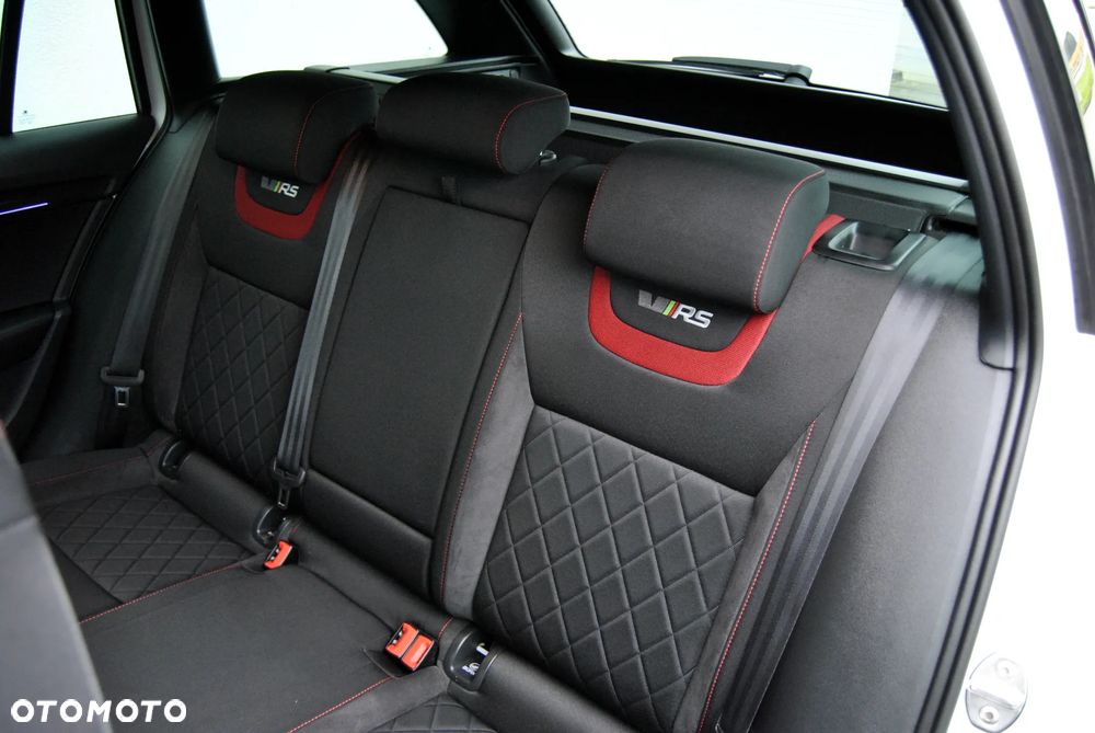 Skoda Octavia Combi 2.0 TDI DSG RS - 20