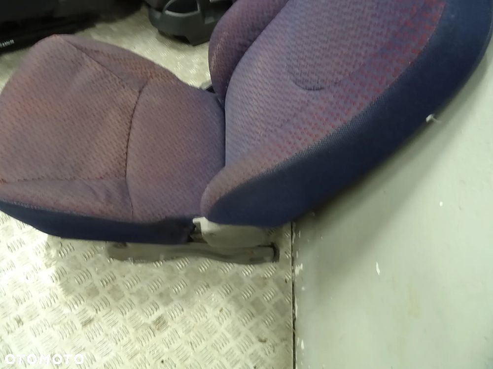 FOTEL PASAŻERA PRAWY PRZÓD FIAT MULTIPLA NR255 - 5