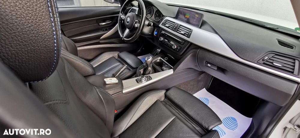 BMW Seria 3 320d - 29