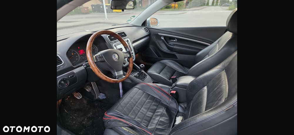 Volkswagen Eos 2.0 FSI - 12