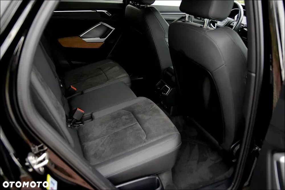 Audi Q3 Sportback 35 TDI S tronic S line - 23