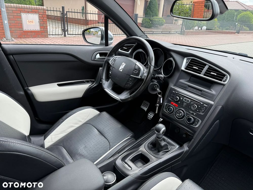 Citroën DS4 1.6 VTi SoChic - 20