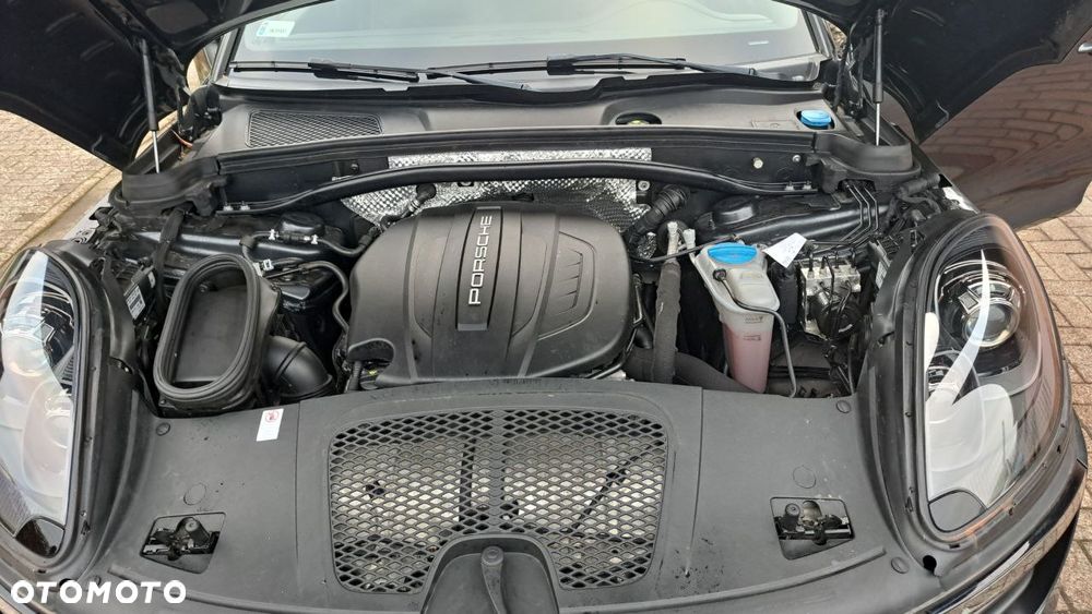 Porsche Macan Standard - 4