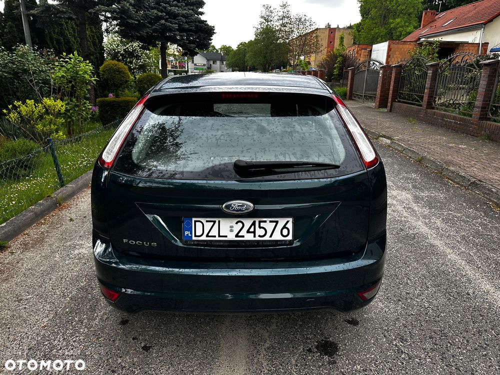Ford Focus 1.4 16V Fun - 10