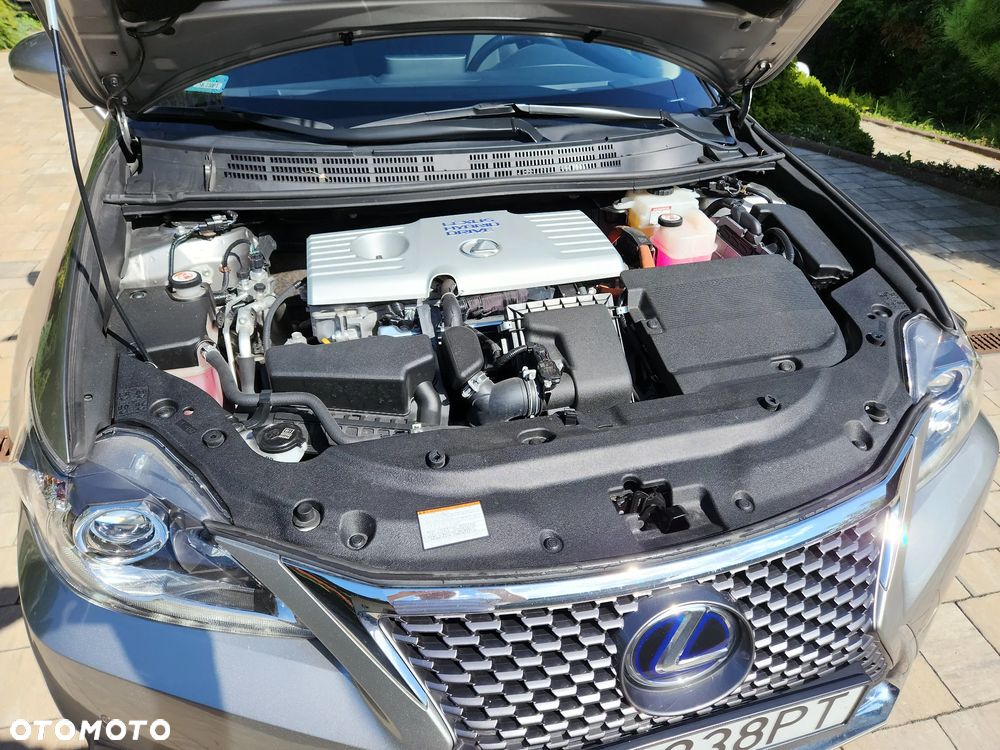 Lexus CT - 6