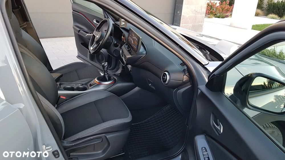 Nissan Juke 1.0 DIG-T N-Connecta - 22