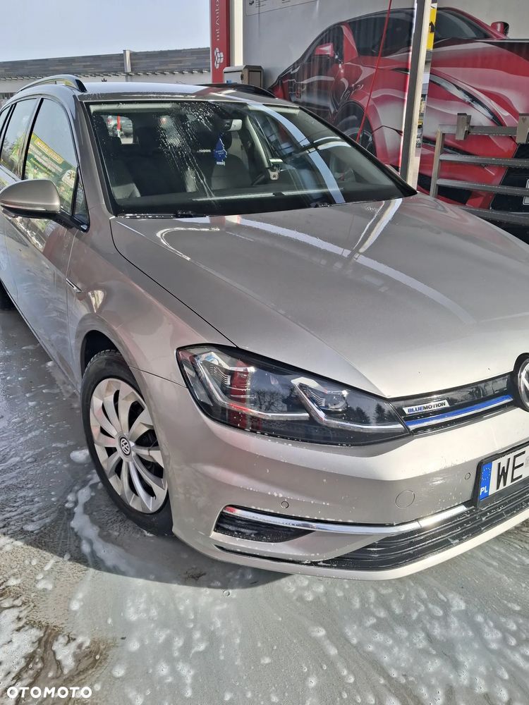 Volkswagen Golf 1.5 TSI BMT Comfortline - 1