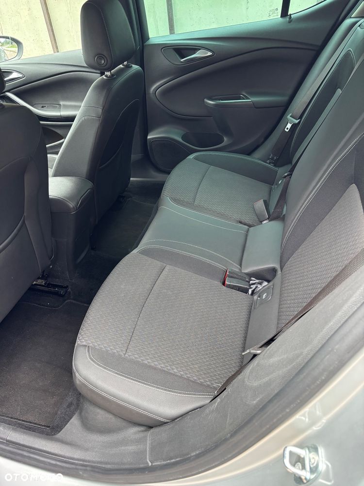 Opel Astra 1.4 T Dynamic - 7