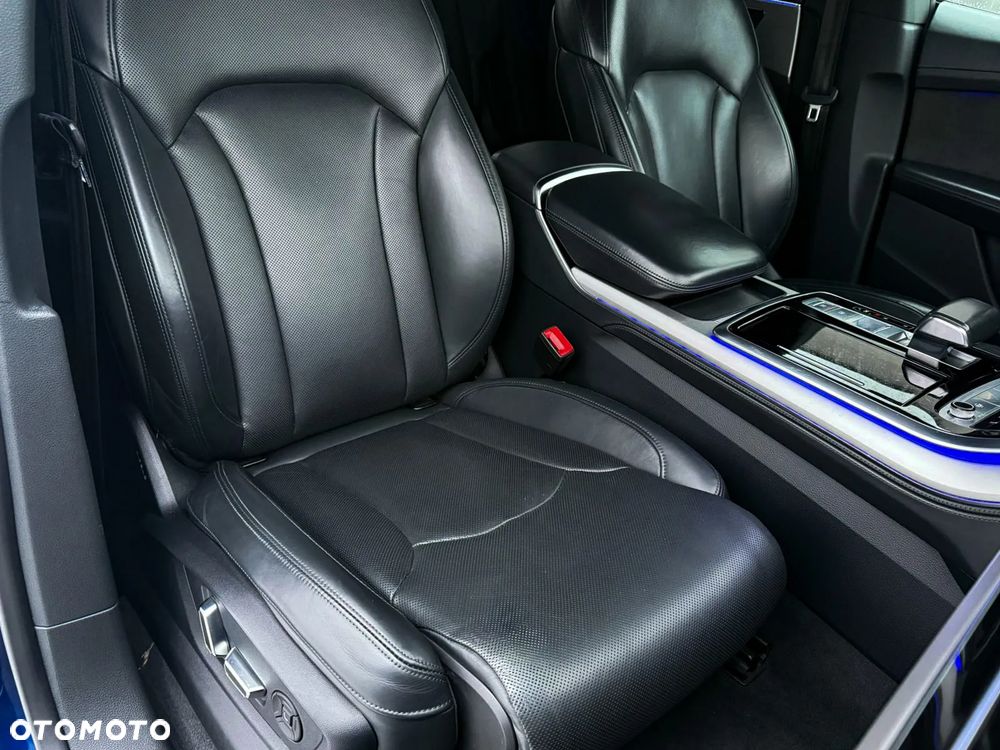 Audi Q8 50 TDI quattro tiptronic - 11