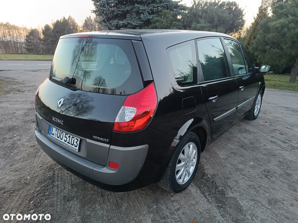 Renault Grand Scenic - 4