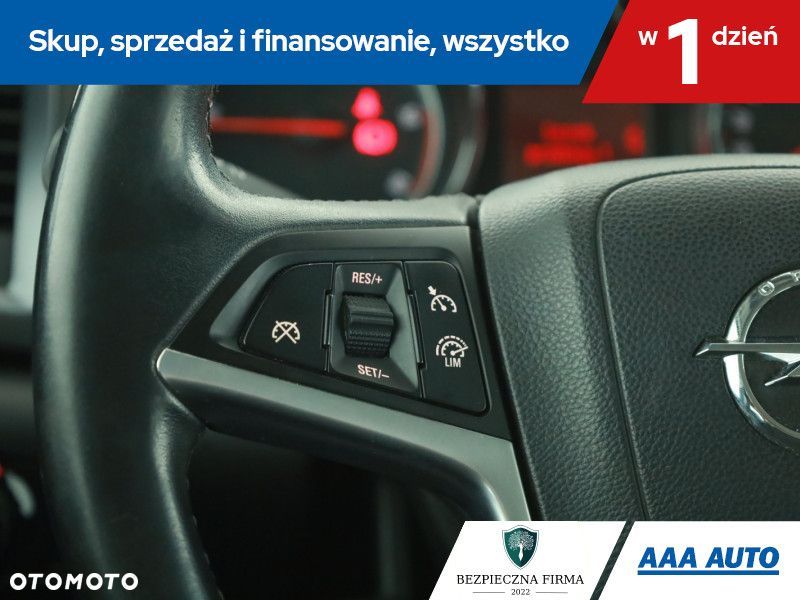Opel Astra - 18