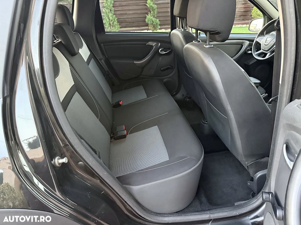 Dacia Duster 1.5 dCi 4x4 Prestige - 11