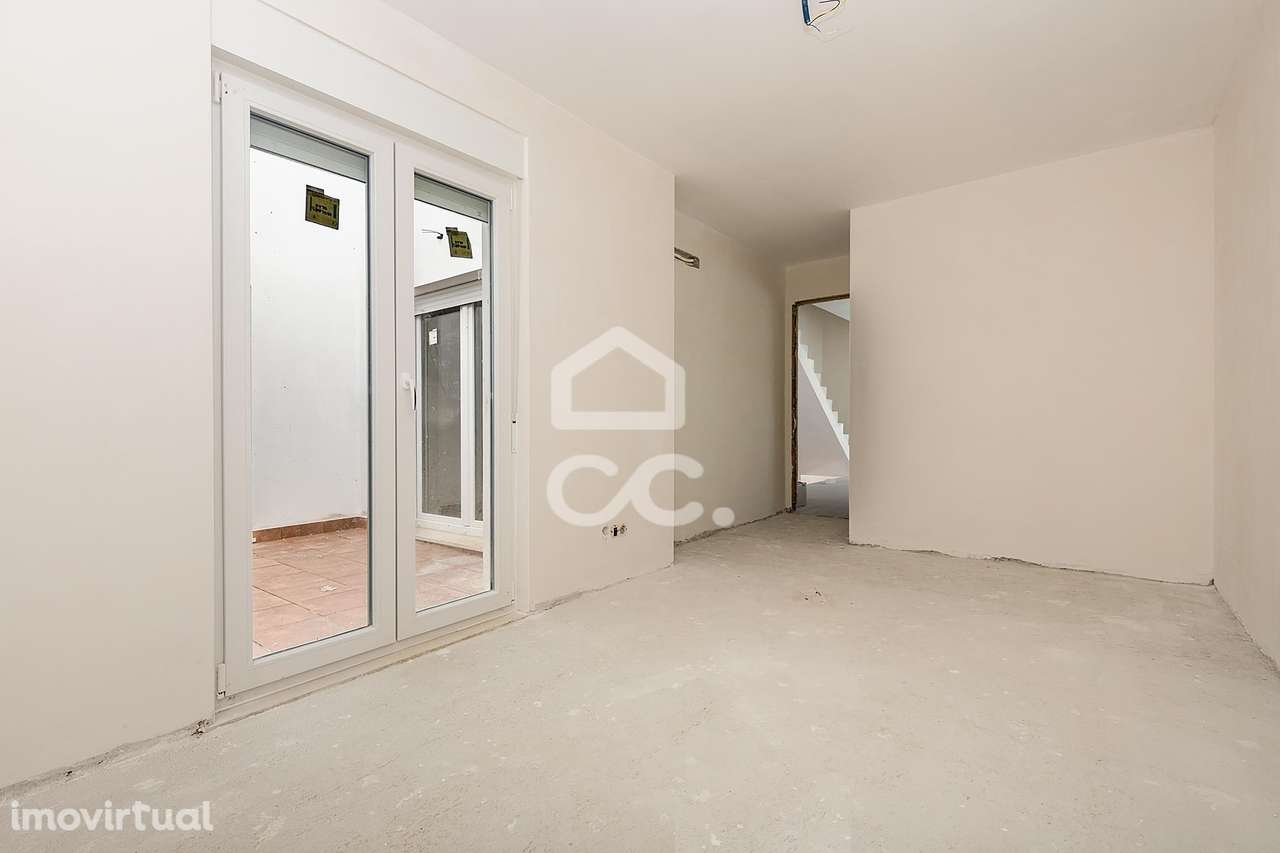 Apartamento T2+1 NOVO c/ Sótão, Terraço e Logradouro em Évora - Grande imagem: 3/15