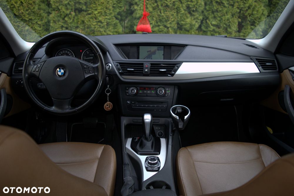 BMW X1 sDrive18d - 16