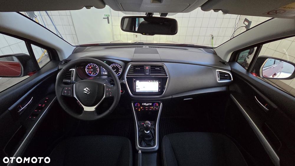 Suzuki SX4 S-Cross 1.4 T Premium - 14