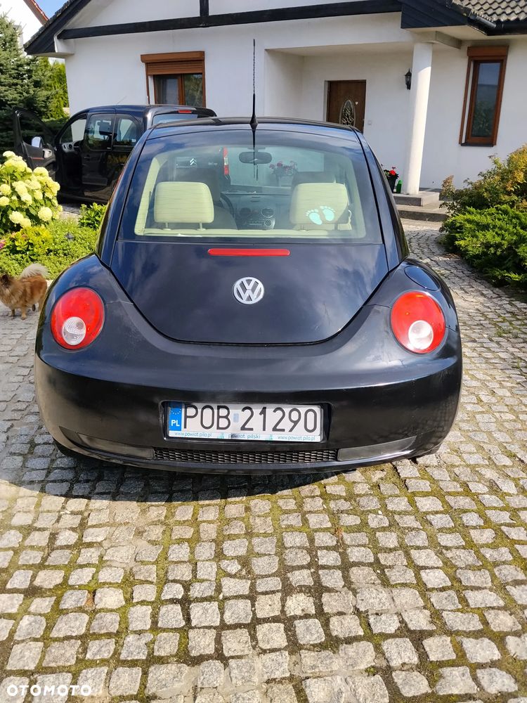 Volkswagen New Beetle - 7