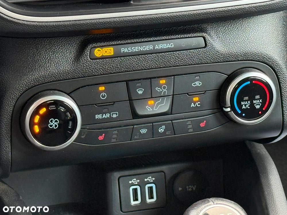 Ford Focus - 15