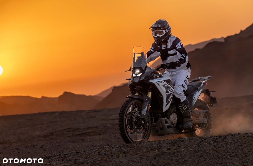 VOGE 800 Rally - 8