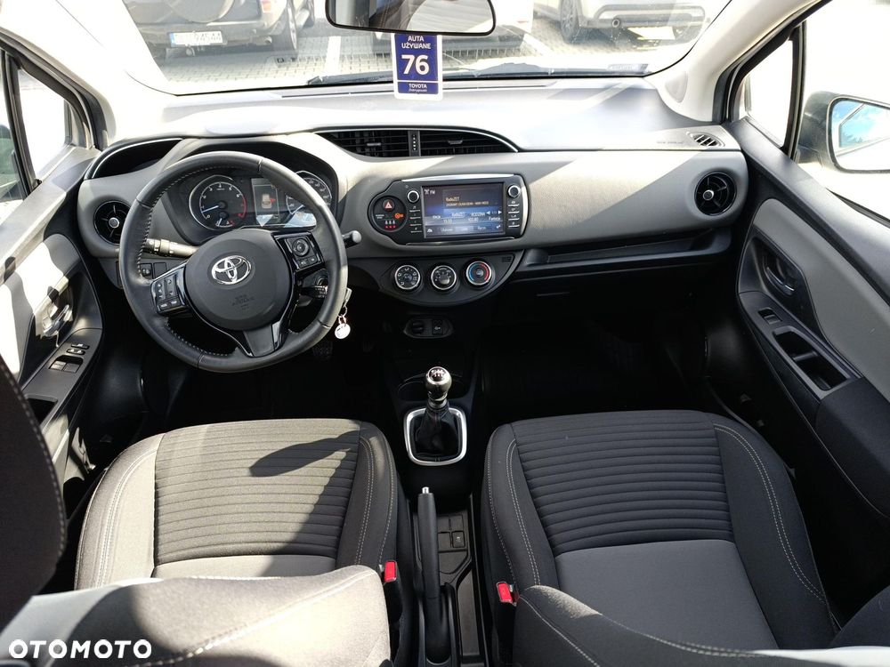 Toyota Yaris - 11