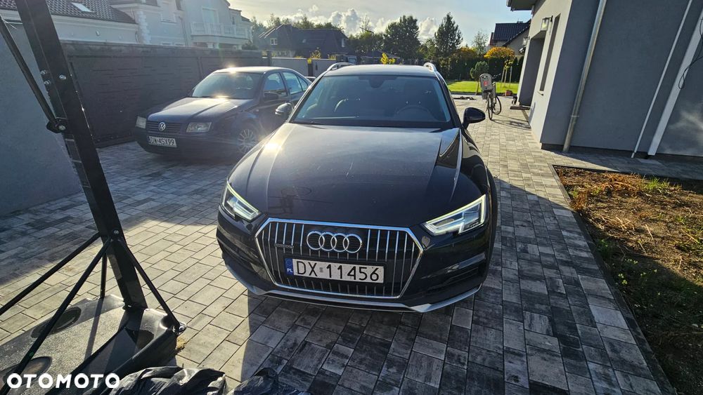 Audi A4 Allroad - 1