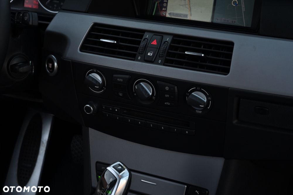 BMW Seria 5 520i Edition Sport - 31