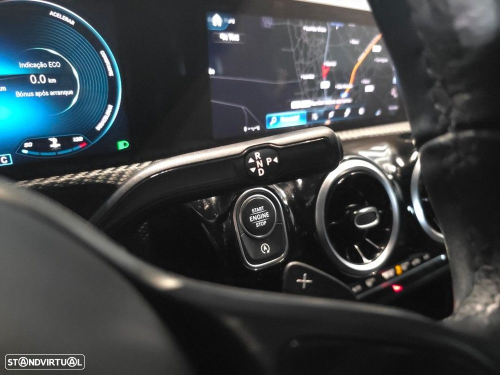 Mercedes-Benz CLA 180 d Shooting Brake AMG Line Aut. - 32