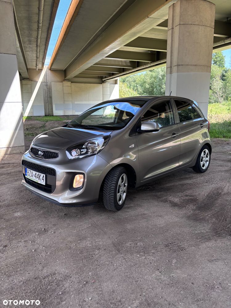 Kia Picanto 1.0 L - 12
