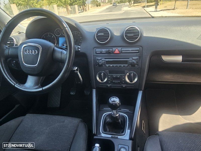 Audi A3 Sportback 2.0 TDi Sport - 23