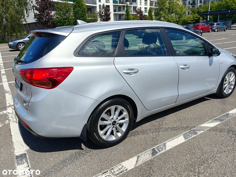 Kia Ceed 1.6 CRDi M - 3
