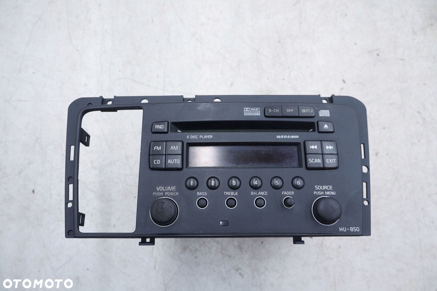 VOLVO XC70 II S60 I V70 II RADIO RADIOODTWARZACZ CD 30745813 HU-850 - 1