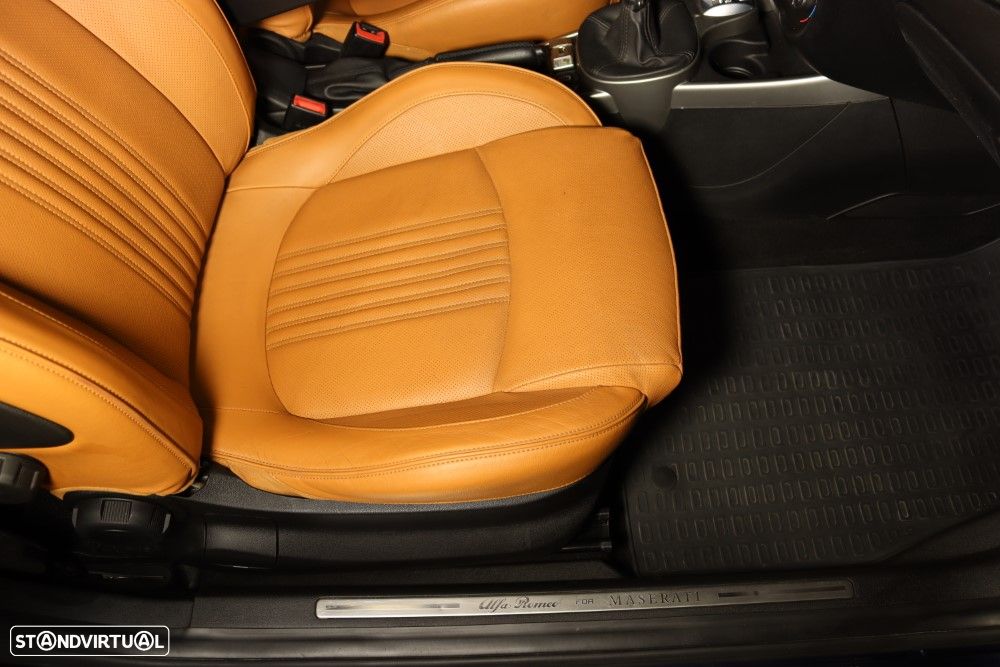 Alfa Romeo MiTo 1.4 T MultiAir Quadrifoglio Verde - 20