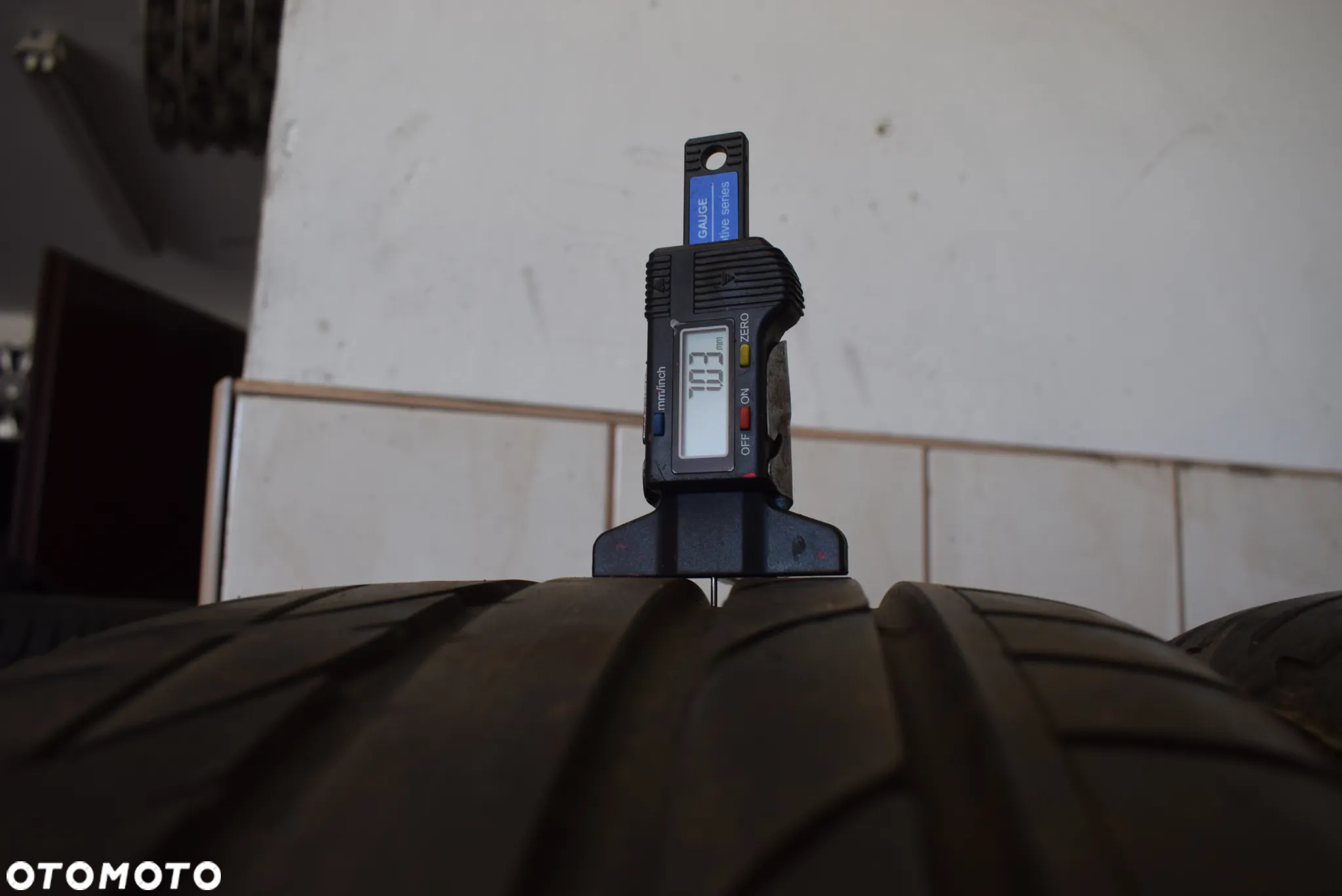 R19 225/40 Bridgestone Potenza S001 Cena za komplet - 5