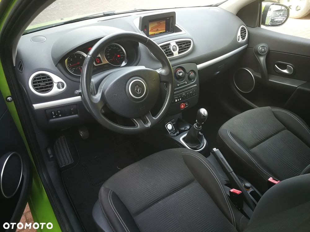 Renault Clio 1.5 dCi Privilege - 13