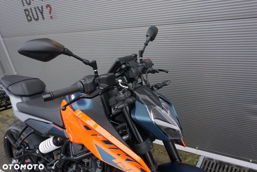 KTM Duke - 18